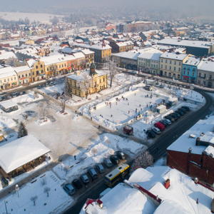 Nowy Targ, miasto w zimowej scenerii. EU, PL, malopolskie, Lotnicze